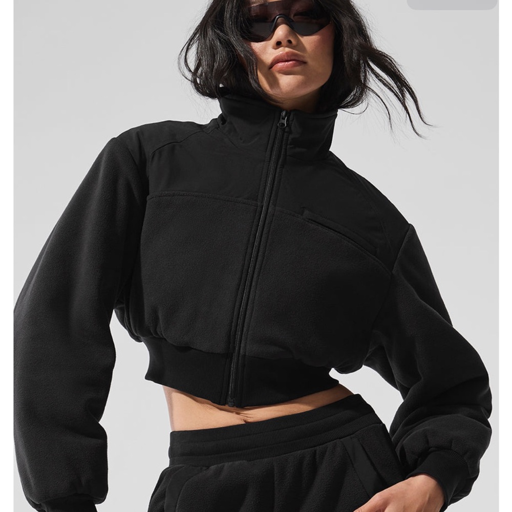 ALO Polar Fleece Cropped Wintry Jacket- M Black